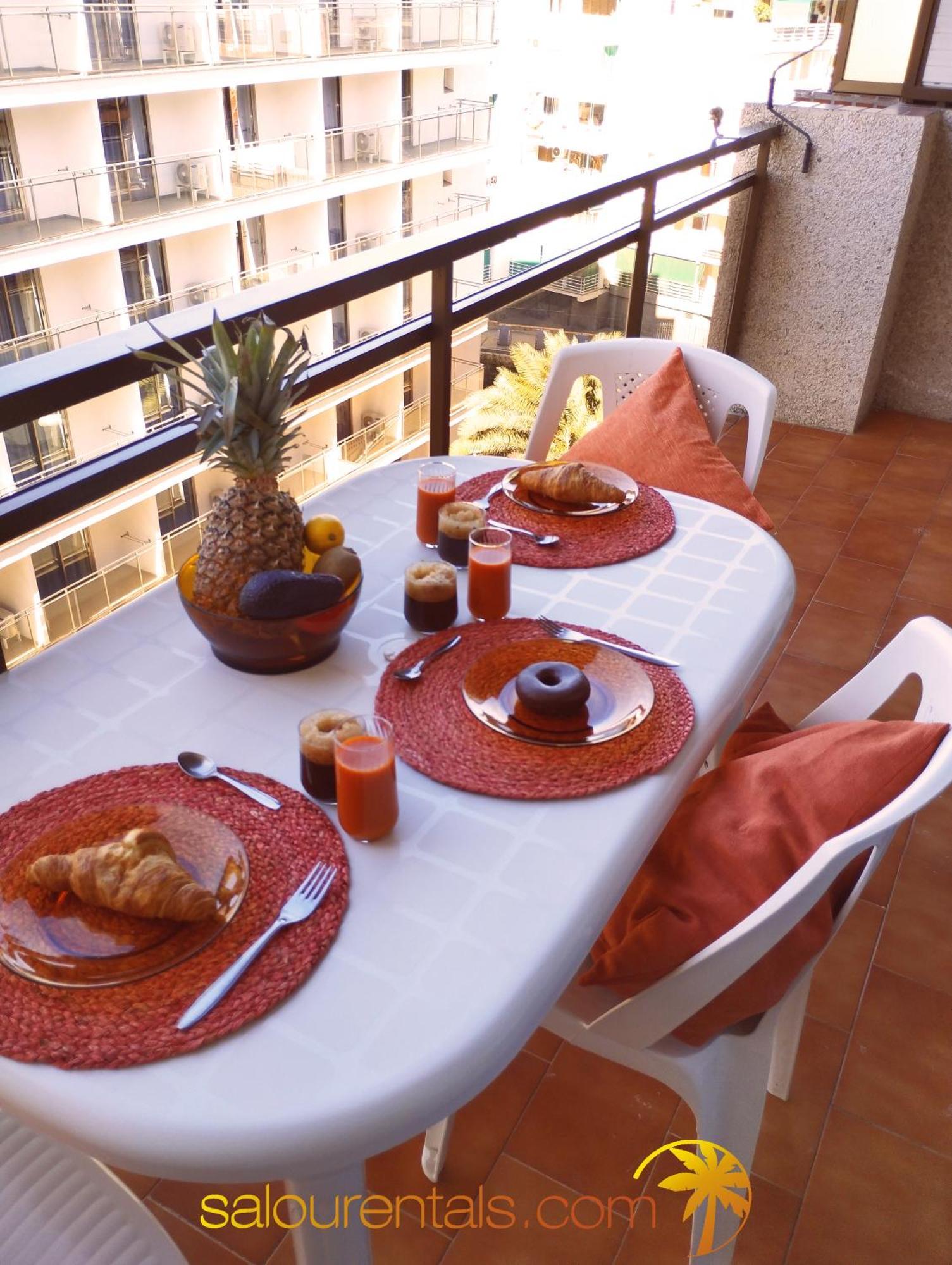 Sapphire Waters Salou Apartment Bagian luar foto
